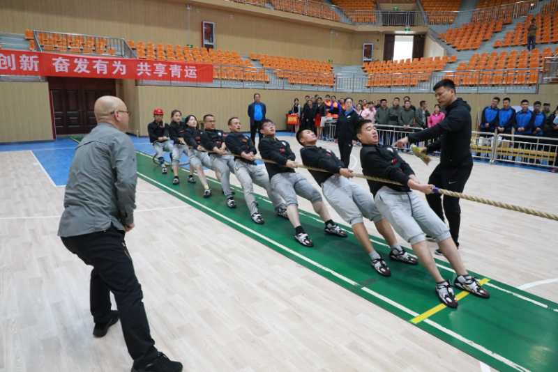 公司代表隊勇奪全市第六屆職工拔河比賽冠軍